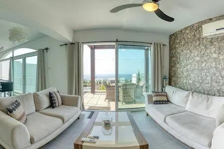 Joya Cypern Golden Deluxe Penthouse Agios Amvrosios (Kyrenia)
