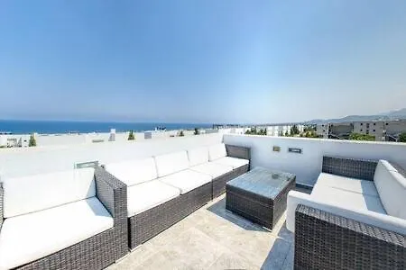 Joya Cypern Golden Deluxe Penthouse Agios Amvrosios (Kyrenia)